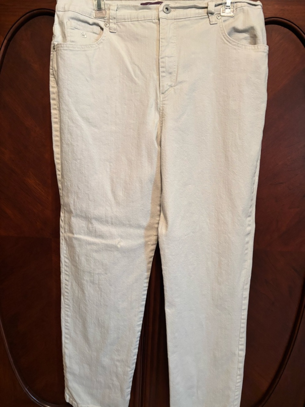 Gloria Vanderbilt Amanda Straight-Leg Beige Jeans